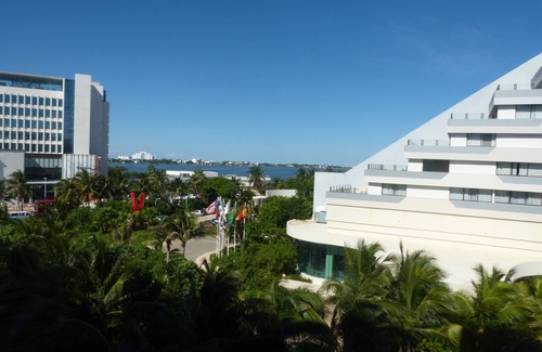 Punta Cancún Apartamento | Condo 2 BDR 5pax en Resort