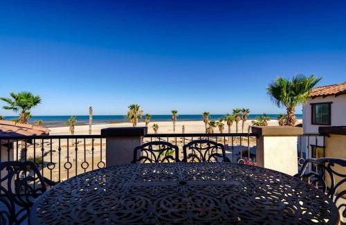 Rancho El Dorado Casa | Condo 77-3 On the Beach First Class on the Sea of Cortez