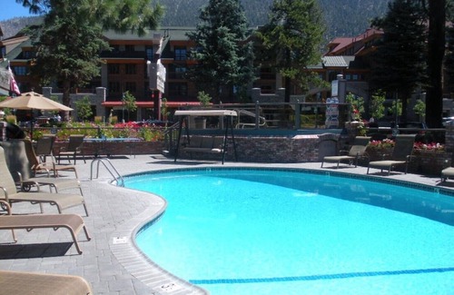 Lakeside Park Condominio | Condo across from Heavenly Village in South Lake Tahoe