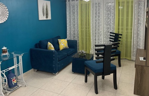 Licey al Medio Condominio | Condo apt, Pool, 24hr security(Netflix,Wifi,A/C)just minutes from Airport & City
