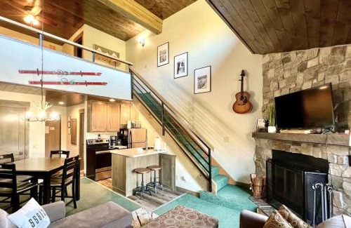 Lutsen Casa | Condo at Lutsen Mtn, Ski in Ski out, Hike, Bike, Ski, Swim, etc