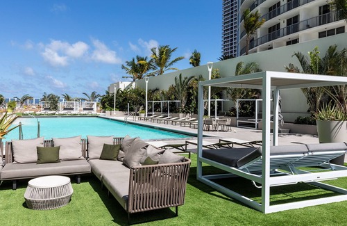Edgewater Apartamento | Condo bella