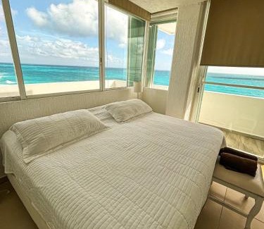 Zona Hotelera Apartamento | Condo in Cancun best view