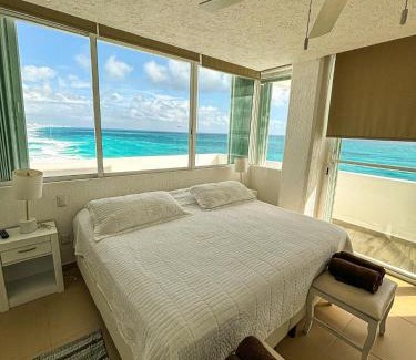 Zona Hotelera Apartamento | Condo in Cancun best view