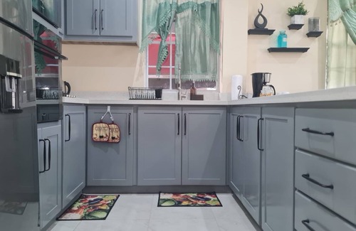 Gros Islet Apartamento | Condo in Gros Islet 10 mins drive to beach