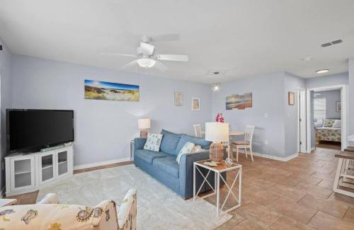 Gulf Shores Casa | Condo in Gulf Shores King Suite