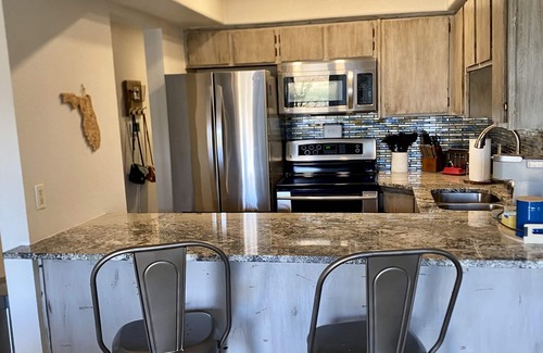 Horseshoe Bay Condominio | Condo in HSB-walking distance to resort and LBJ