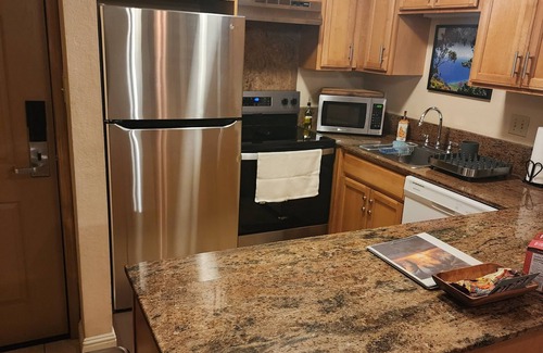 Nawiliwili Condominio | Condo in Lihue, steps to Nawiliwili Harbor and Nawiliwili Bay