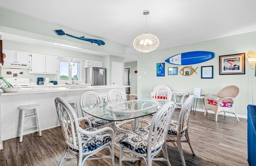 Indian Beach Condominio | Condo in Oceanfront Complex with seasonal community pool.