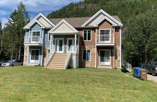 L'Anse-Saint-Jean Casa | Condo Mont-Edouard