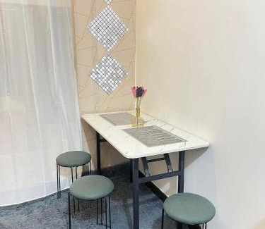 Apolonio Samson Hotel | Condo ni Maria