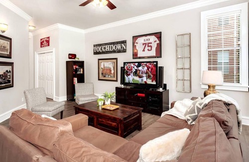 Fayetteville Casa | Condo Off Dickson - Walk to Dickson