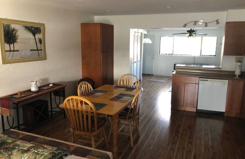 Homosassa Condominio | Condominio en el río Homosassa con tobogán cubierto.