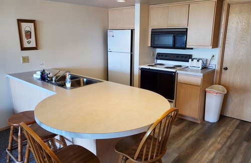 Algoma Condominio | Condo on the Ahnapee River