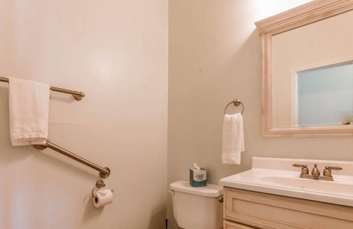 Gadsden Casa | Condo Overlooking the Marina at River Rocks Landing