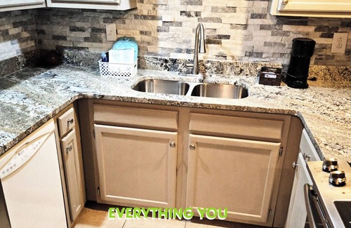 Huntsville Condominio | Condo Retreat · Condo Retreat, A Place To Relax!