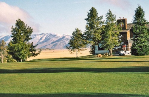 Island Park Apartamento | Condo Style Resort at Island Park Near Yellowstone