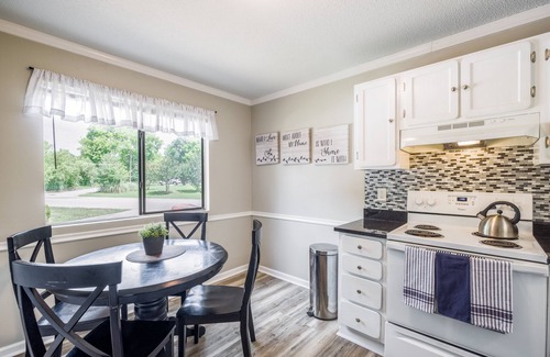 Rock Hill Condominio | Condo Suite(15) | 4 Bed 2 Bath | Sleeps 12