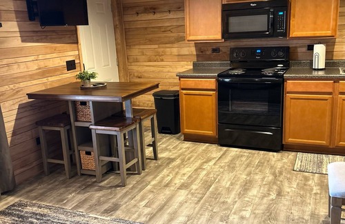 Grand Rivers Condominio | Condo Unit ~ Kentucky ~ Barkley Lake ~ near Patti’s Settlement