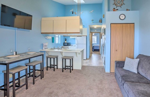 Oak Harbor Condominio | Condo w/ Balcony, Dock & Access to Lake Erie