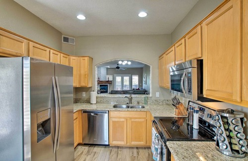 Security Acres Condominio | ¡NUEVO! Modern Escape ~ 1 Mi a Old Town Scottsdale!