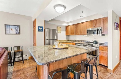 Stratton Mountain Condominio | Condo--Walk to Stratton Village--Summer activities