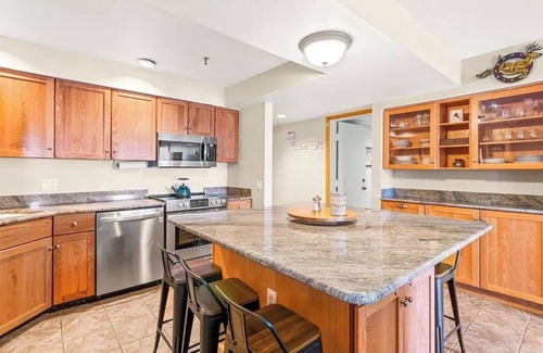 Stratton Mountain Condominio | Condo--Walk to Stratton Village--Summer activities