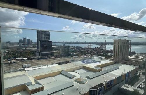 North Reclamation Area Apartamento | Condo with Balcony - MIGAs Haven at Sunvida Tower