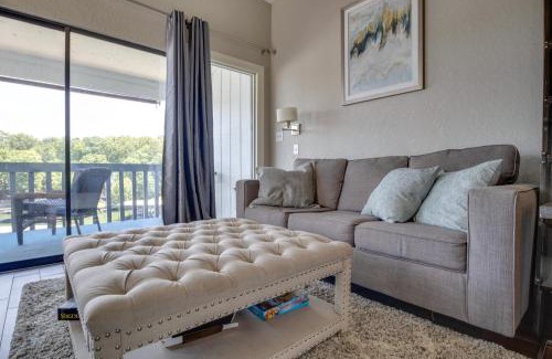 Osage Beach Apartamento | Condo with Community Pool and Boat Ramp in Osage Beach