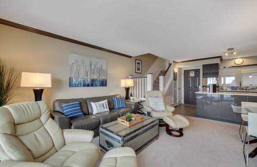 Boyne City Condominio | 1BR condominio frente al mar en el hermoso lago Charlevoix en Boyne City!