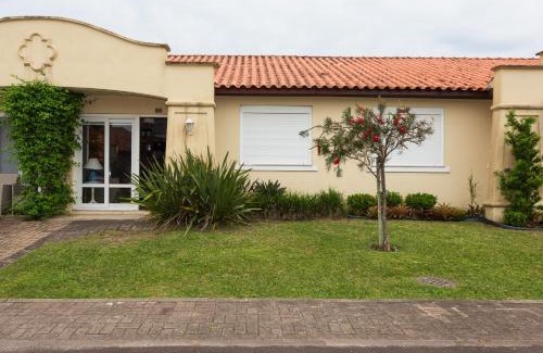 Xangri-La Casa | Condomínio Casa Hermosa , 3 quartos , térrea