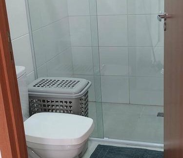 Cachoeira Paulista Apartamento | Condomínio da Fé pertinho da canção nova Flat Nossa Senhora das Graças, ar condicionado estacionamento gratuito
