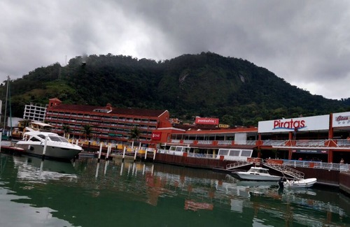 Parque das Palmeiras Apartamento | Condomínio Piratas Residence