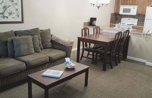 Lansing Condominio | Condotels