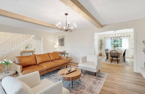 Thousand Oaks Casa | Conejo Oasis! Summary