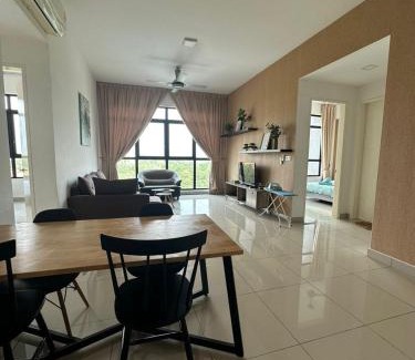 Putrajaya Apartamento | Conezion residences, ioi resort city , beside ioi city mall, opposite hospital serdang, UPM and uiteen, putrajaya