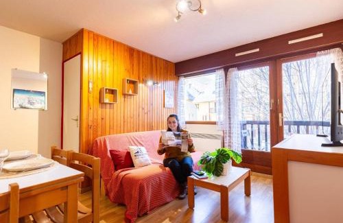 Vignec Apartamento | Confort à St Lary: T2, 4 pers, jacuzzi, sauna, gym, parking - FR-1-296-512