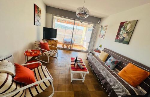 Sanary-sur-Mer Apartamento | Confort absolu à Sanary, l'appart de la mer, tout à pied, le port, la plage, clim et garage