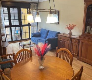 Centro histórico Apartamento | Confort en casco antiguo, luminoso, wifi