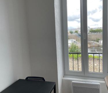 Downtown Apartamento | Confort et charme en plein Brest, vue sur la rade