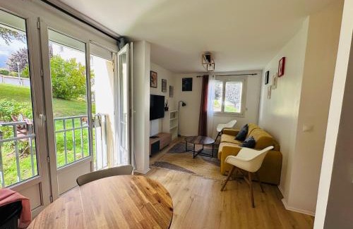 Domont Apartamento | Confort et Verdure 2 Pièces Moderne avec Parking à Domont by Immo Kit Bnb