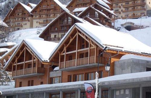 Valloire Apartamento | Confort moderne 4 pièces, 8 pers, proche pistes et école de ski, Wifi, animaux accueillis - FR-1-263-209