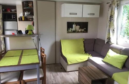 Vias Casa | Confortable bungalow proche de Vias avec piscine partagée