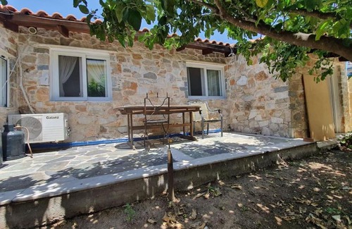 Lavreotiki Apartamento | Confortable house in nature
