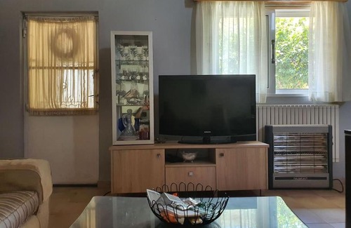Lavreotiki Apartamento | Confortable house in nature