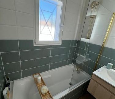 Saint-Jean-d'Illac Casa | Confortable Maison Avenue du Cap Ferret