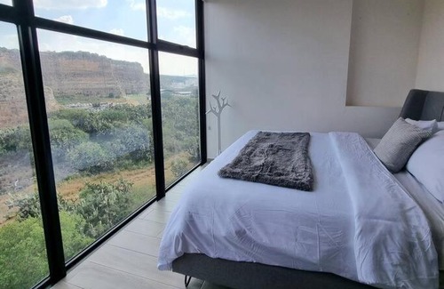 Querétaro Apartamento | Confortable y luminoso departamento