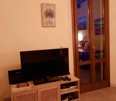 Massa Marittima Apartamento | Confortevole bilocale a pochi chilometri dal mare con ampia terrazza privata e vista sulla campagna Toscana