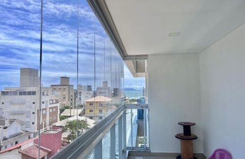 Governador Celso Ramos Apartamento | Conforto! Apto com piscina no condomínio! PJ03I