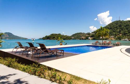 Caieira Apartamento | Conforto com vista para o mar!